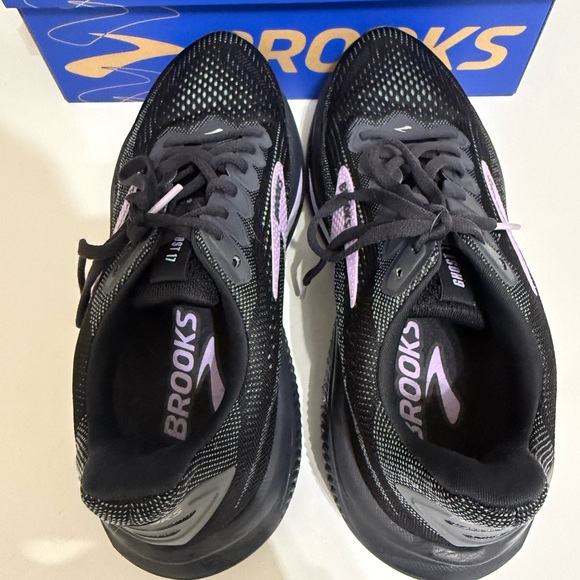 Brooks Ghost - Picture 3 of 8